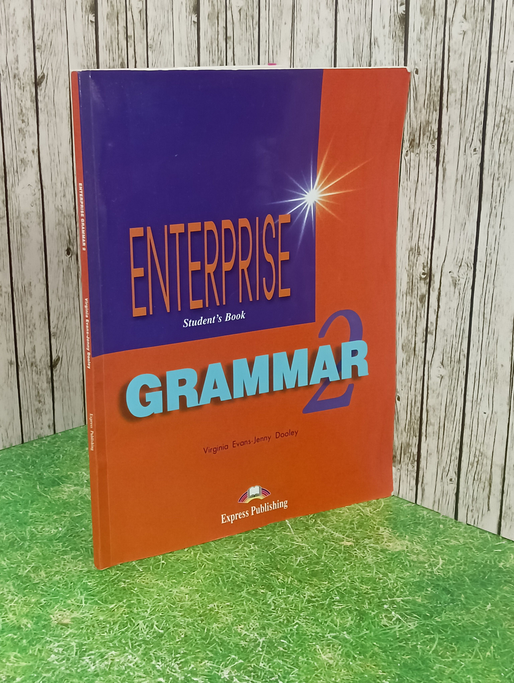 Enterprise Grammar Student's Book.