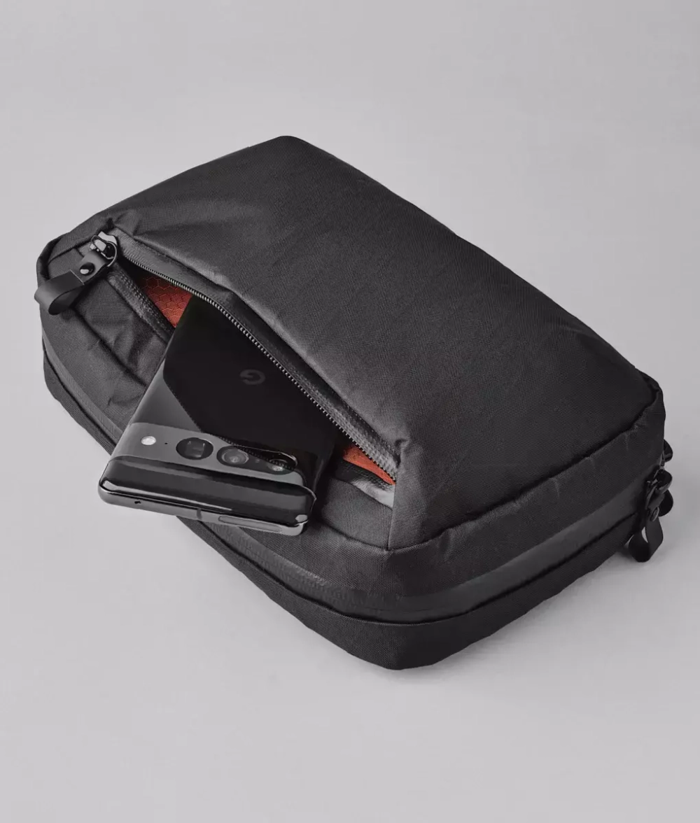 Сумка-несессер Alpaka Elements Tech Case V2
