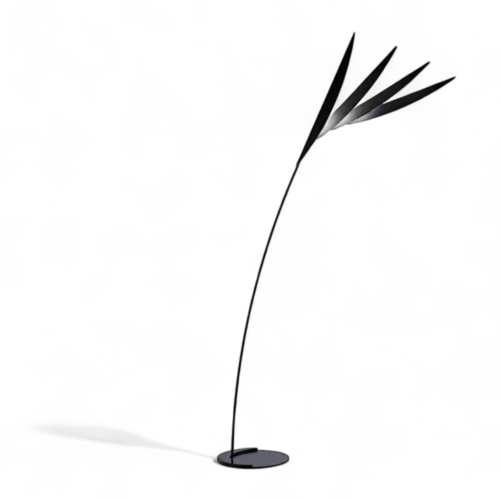 Напольный дизайнерский светильник Flous от Roche Bobois
