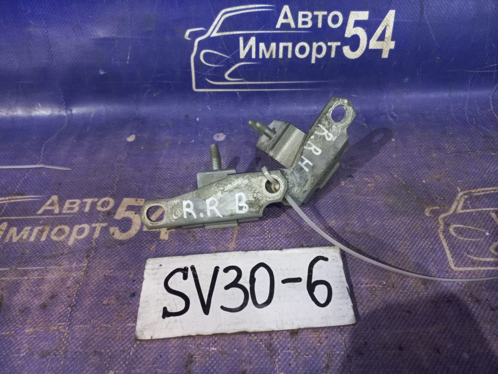 Петля двери задней правой TOYOTA CAMRY 1992