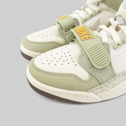 Кроссовки Jordan Legacy 312 Year Of The Rabbit артикул:FD9907-111 - купить в магазине Дайс