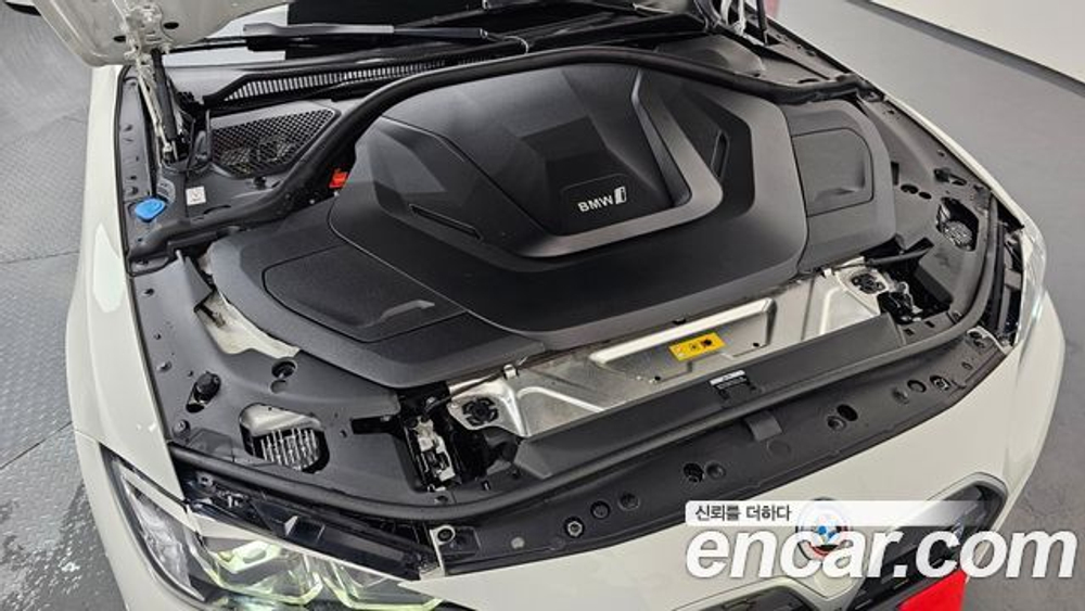 BMW i4 eDrive40 M Sports — 2022