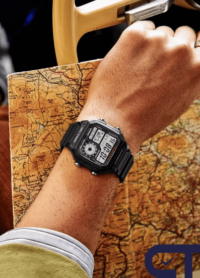 Casio AE-1200WH-1A — мужские электронные часы с мировым временем