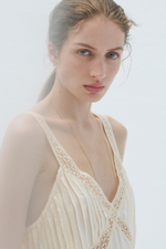 Топ с кружевной лентой и защипами - H&M