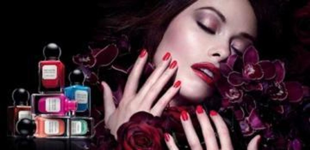 Благоухающая лаковая коллекция Revlon Parfumerie