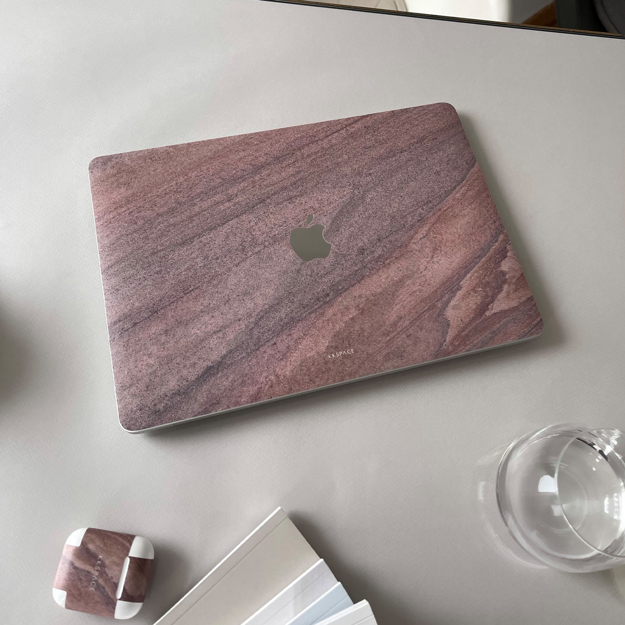Виниловая наклейка ORION для MacBook
