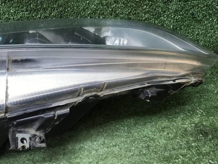 Фара правая Suzuki Vitara S 2 (2014-2024) LED