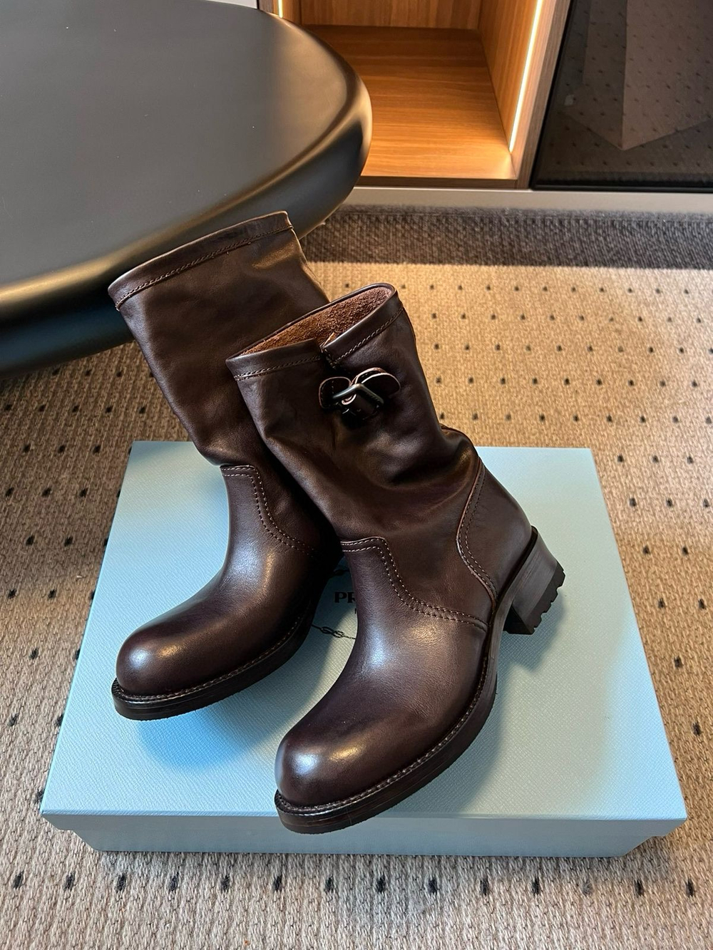 Ботинки Prada