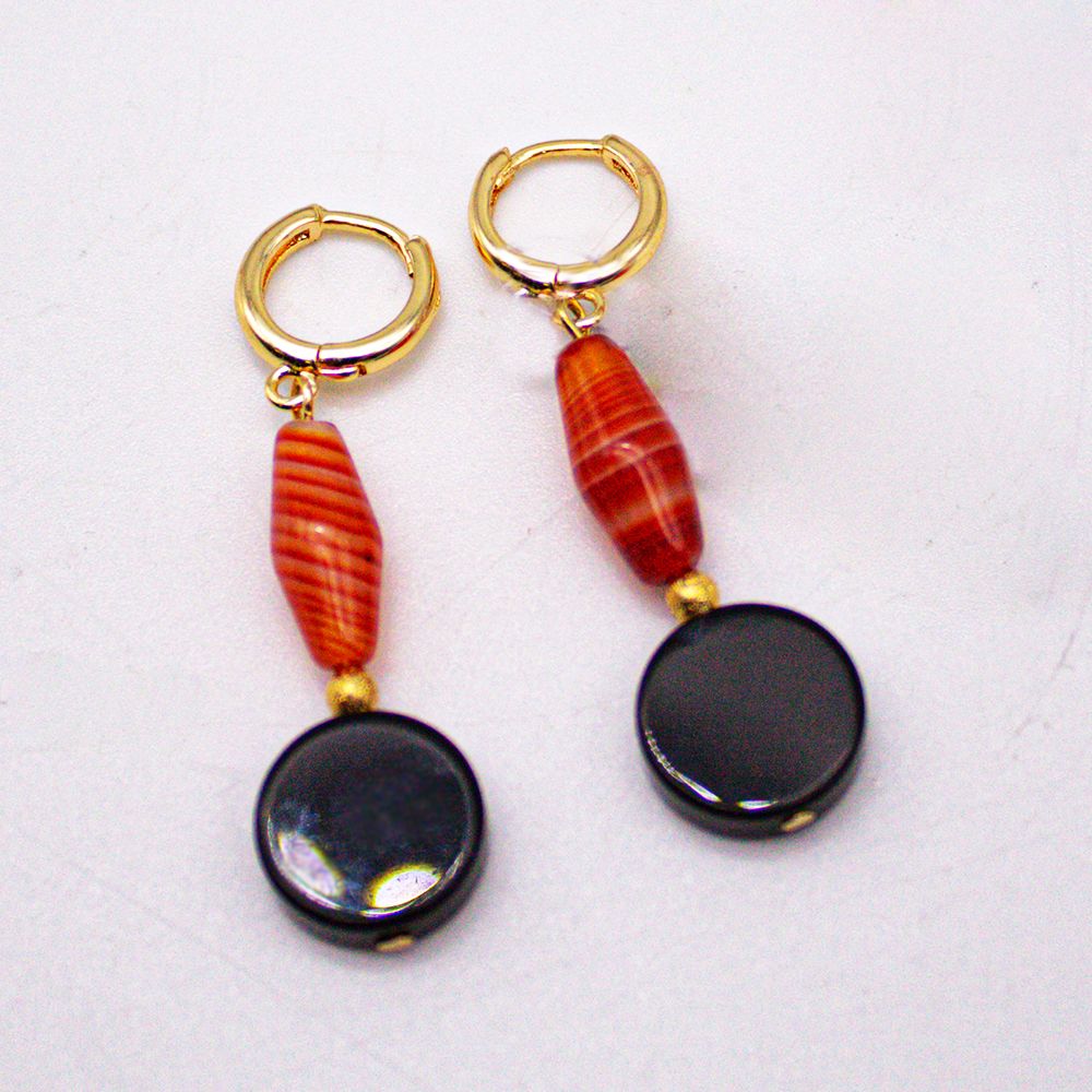 Серьги из обсидиана и сердолика