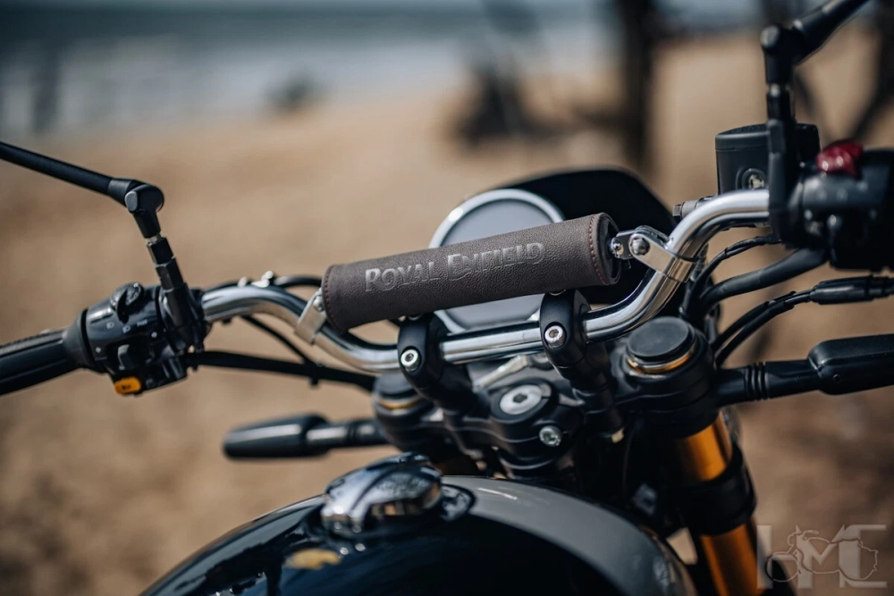 Накладка на руль Royal Enfield, черного/коричневого цвета, арт. 1990538