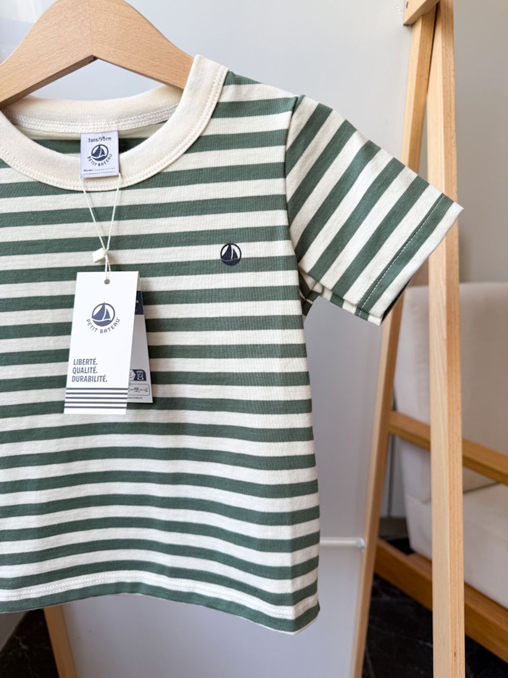 Новая хлопковая футболка Petit Bateau, 98