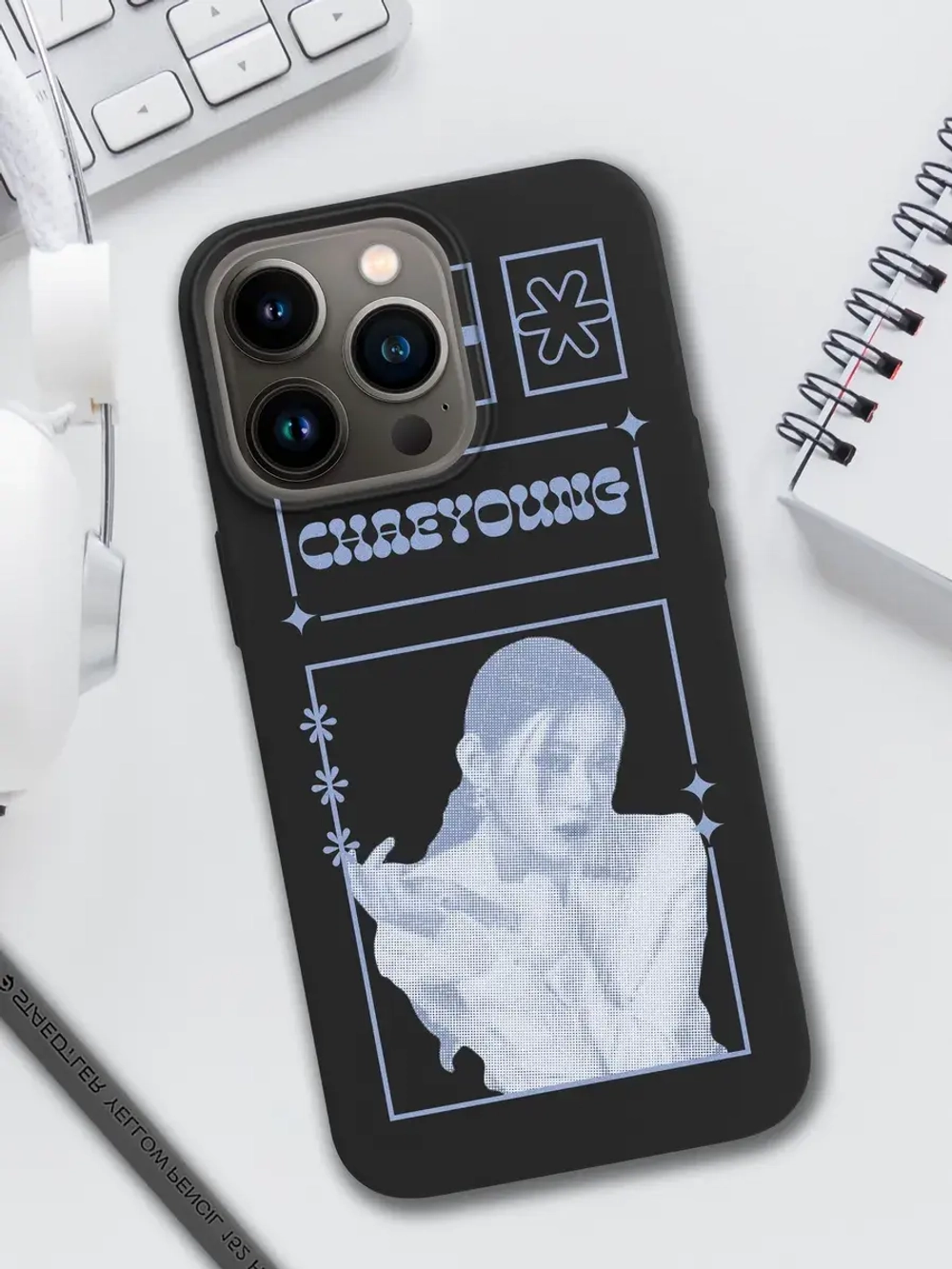 Чехол на iPhone 16 Pro