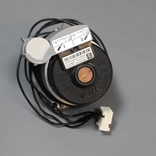 Б/У Циркуляционный насос WILO INTMTSL 15/5 HE-2 для котлов Chaffoteaux, Ariston арт. 65104227