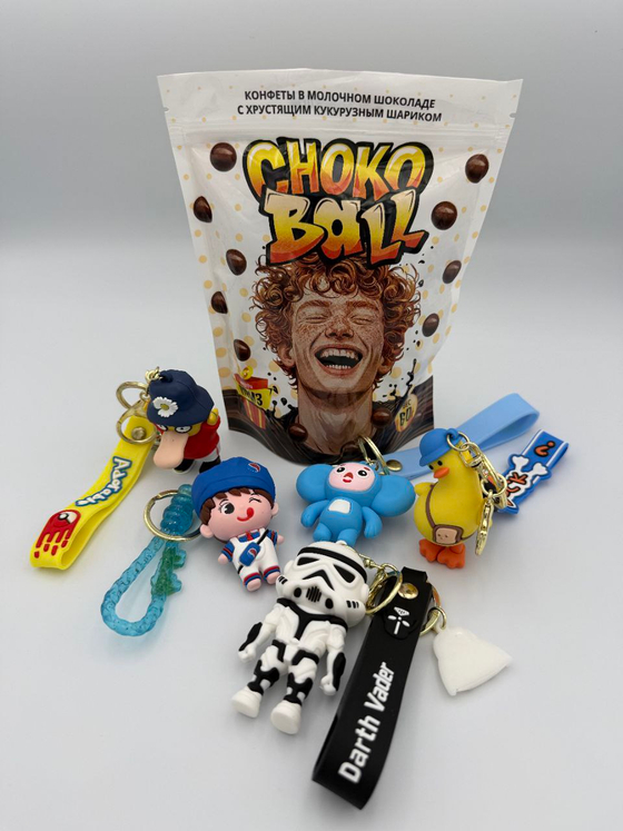 Кукурузные шарики в шоколаде "CHOKOBALL" с подарком для мальчиков 60г х 24шт