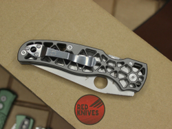 Нож Spyderco Edgerati - сатин клинок, рукоять светлый алюминий