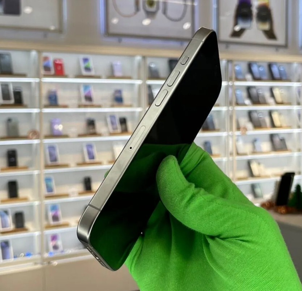 iPhone 15 Pro, 128 ГБ б/у