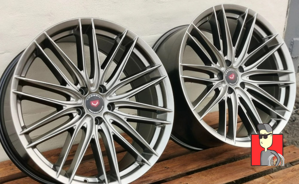 Комплект дисков Vossen VFS-4 17x7.5 et40 4x100