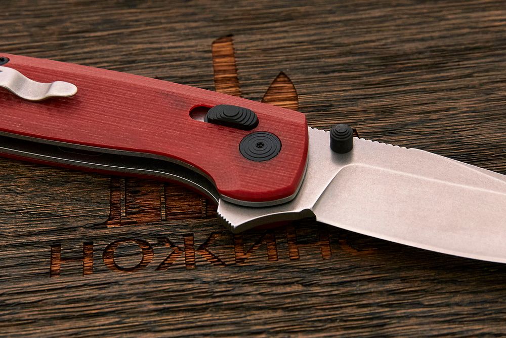 Складной нож SOG Terminus XR, сталь D2, рукоять G10 бордовый