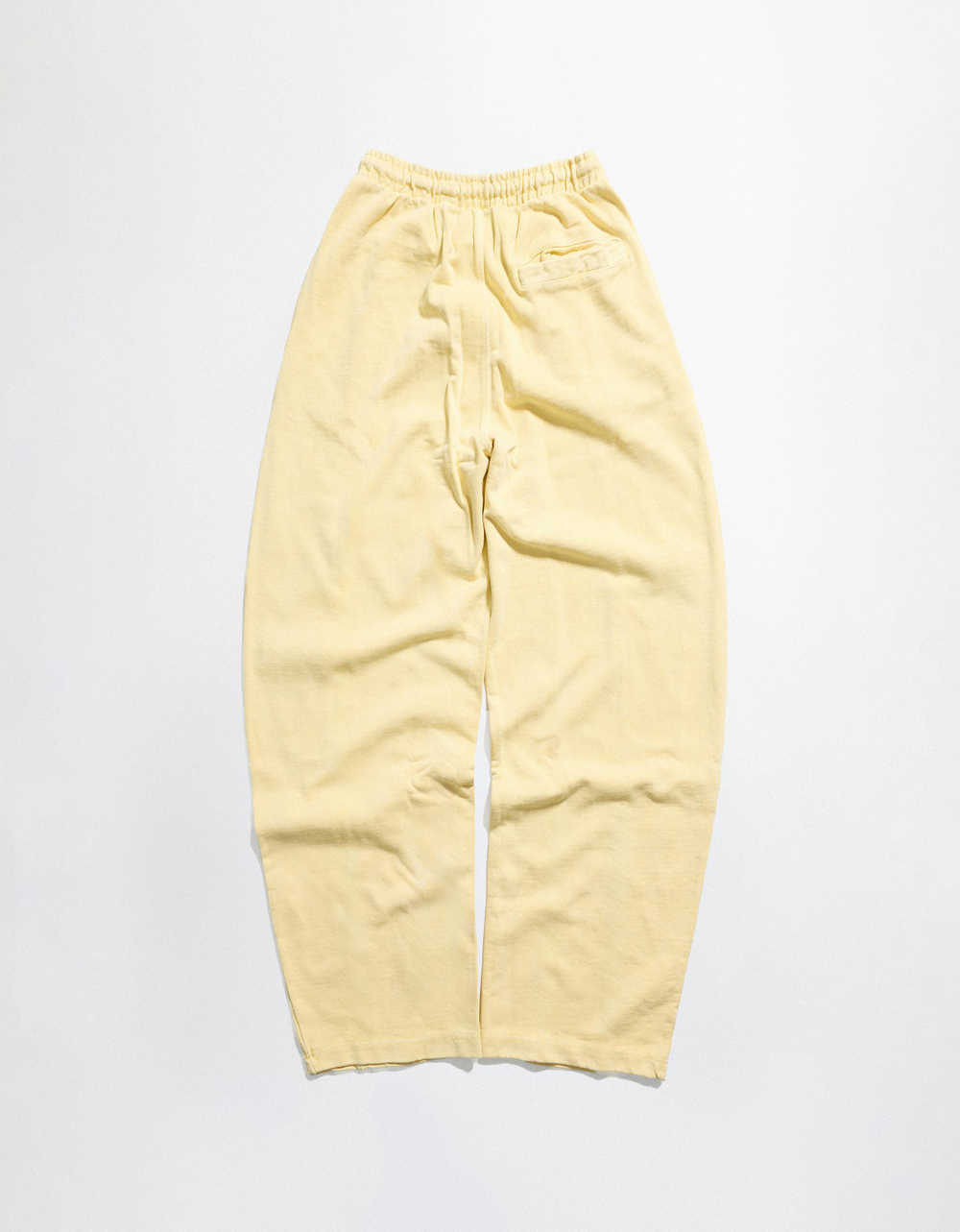 Женские брюки-бананы из мягкой ткани OUT OF CORE - BERSHKA