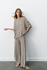 ТОП В СТИЛЕ РУСТИК С КОРОТКИМИ РУКАВАМИ — ZARA