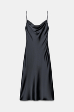 АТЛАСНОЕ ПЛАТЬЕ МИДИ СО СБОРКАМИ — ZARA