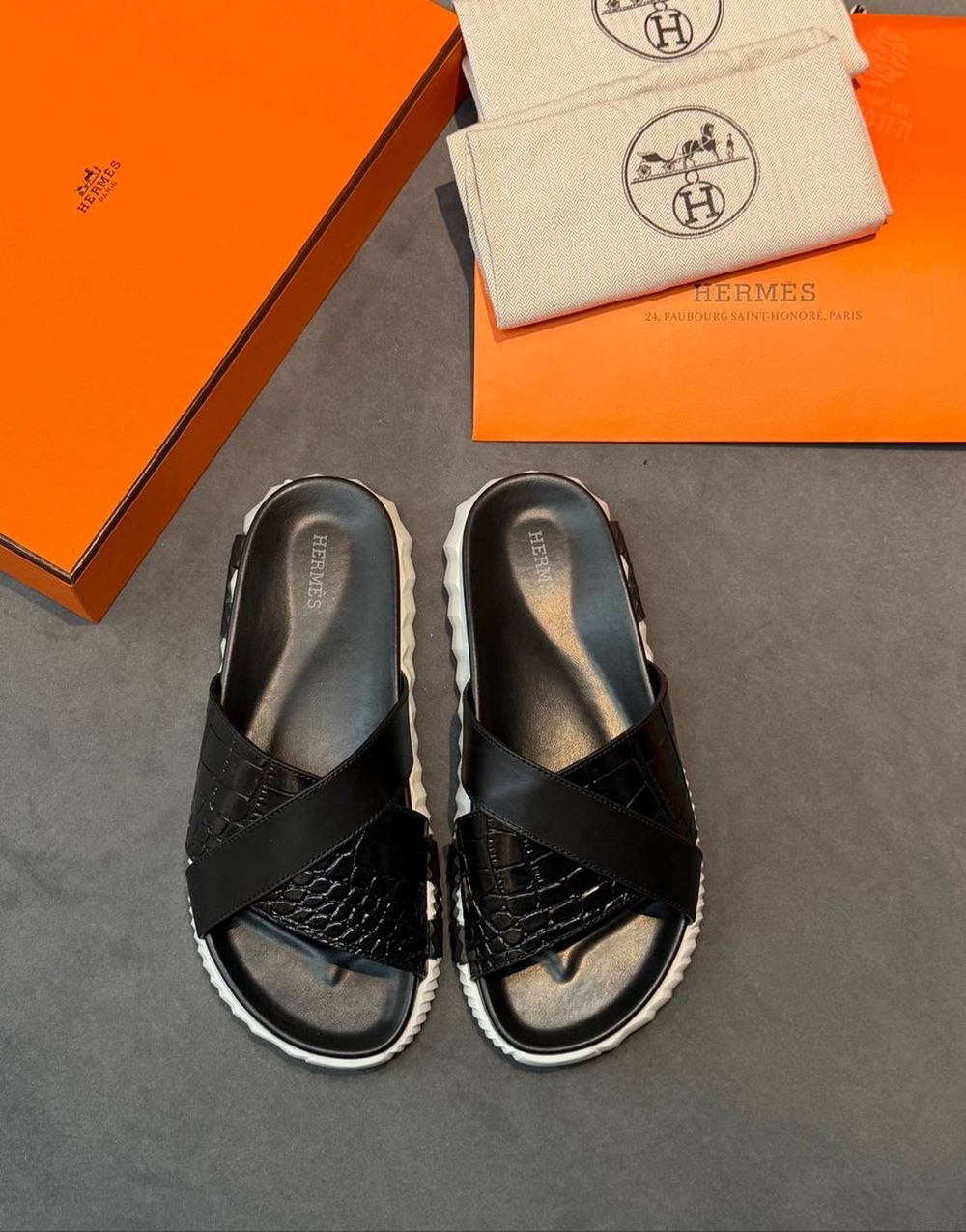 Шлепанцы Hermes Infra