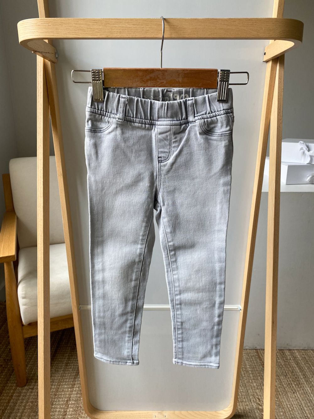 Джинсы Gap, 98