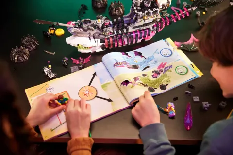 Конструктор LEGO DREAMZzz 71469 Кошмарный корабль-акула