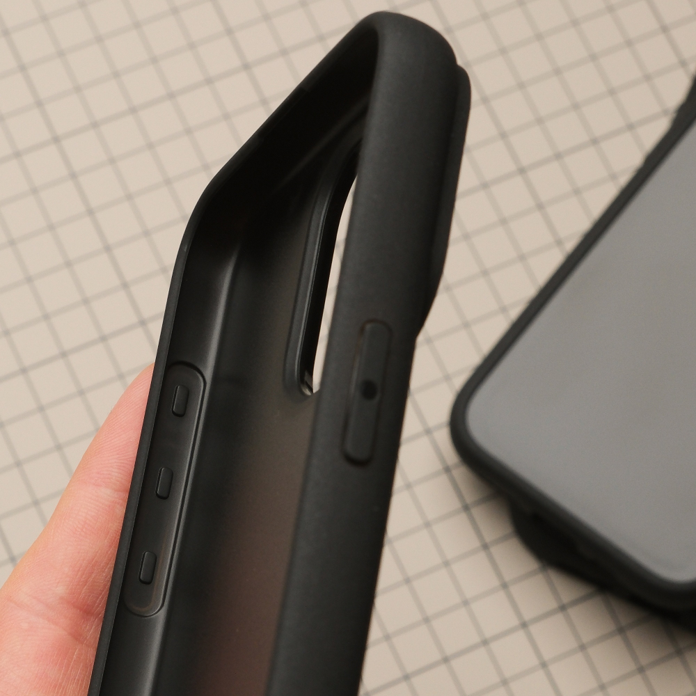 Чехол для iPhone под вклейку материала
