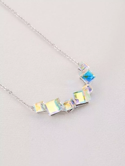 Колье дуга Мираж с кристаллами-хамелеонами Swarovski