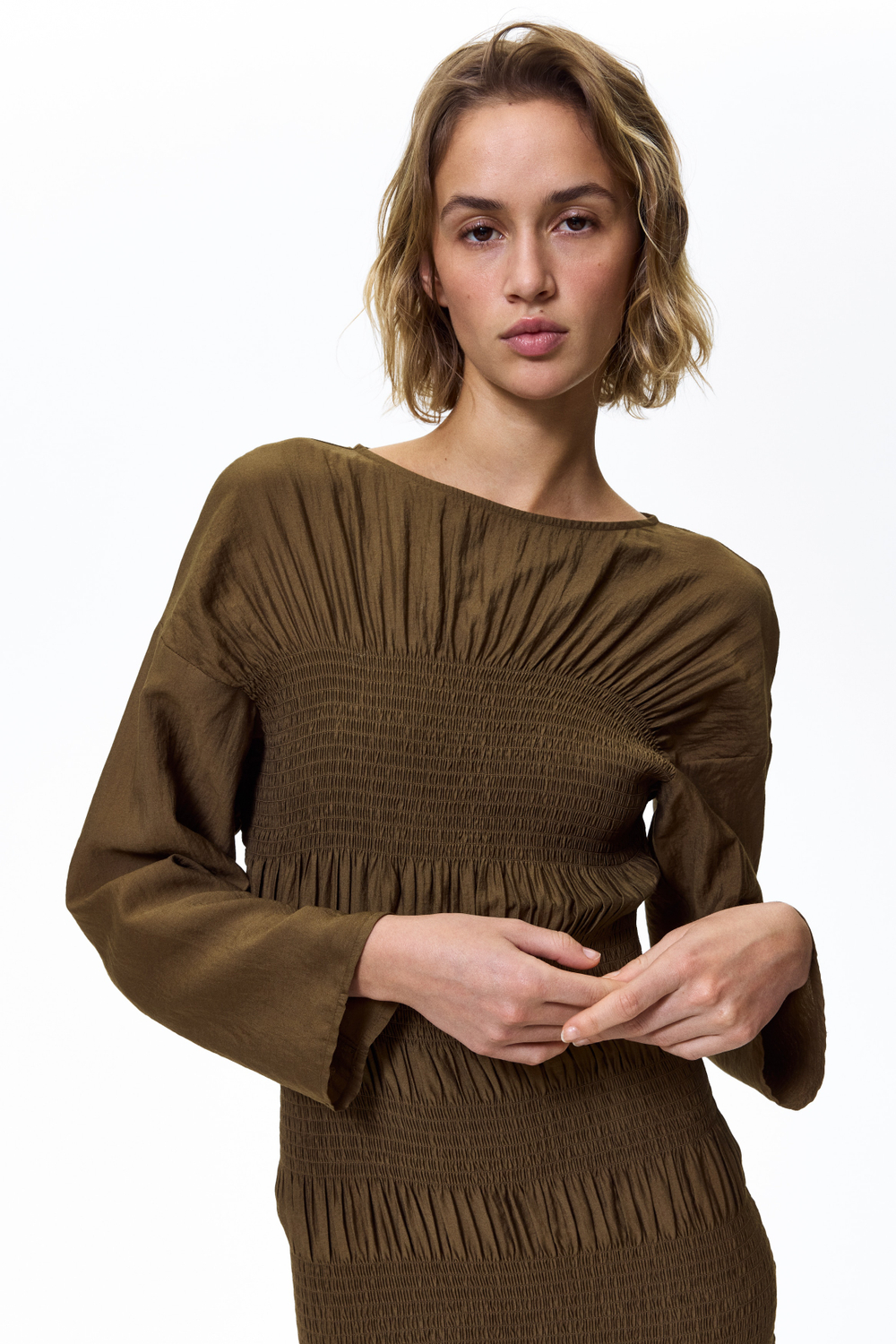 Платье со сборками — круглый вырез, длинные рукава - H&M