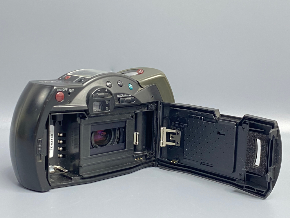 Samsung ECX 1 Panorama — немного залипает кнопка зума