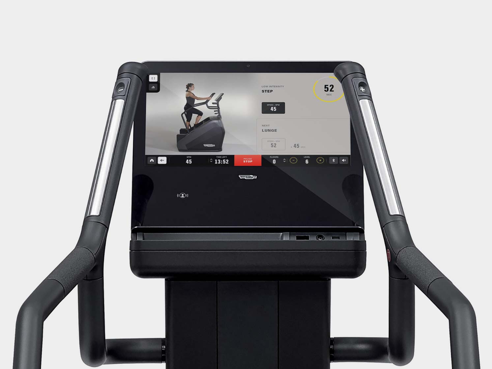 Тренажер-лестница Technogym Climb Artis
