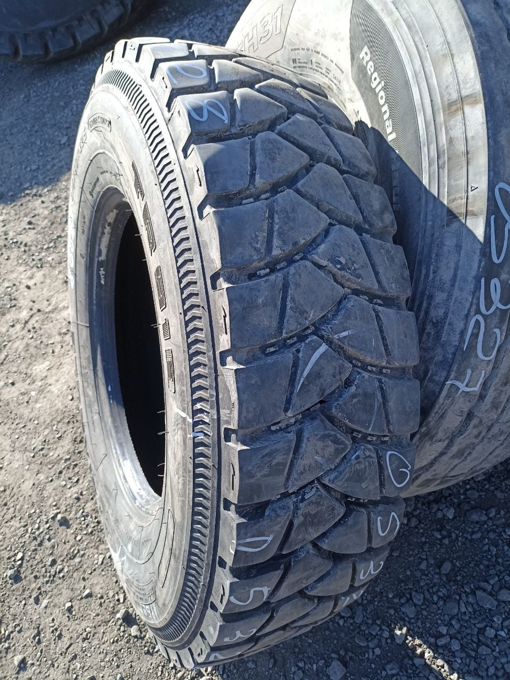 315/80R22.5 Triangle TR918 шина б/у