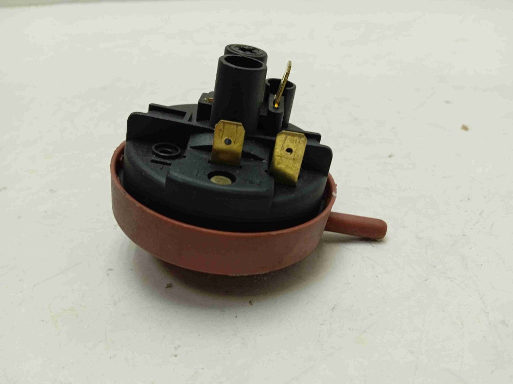 WM-F510STL/WW кт183 Датчик уровня воды для стиральной машины Dexp 3104050003 б/у