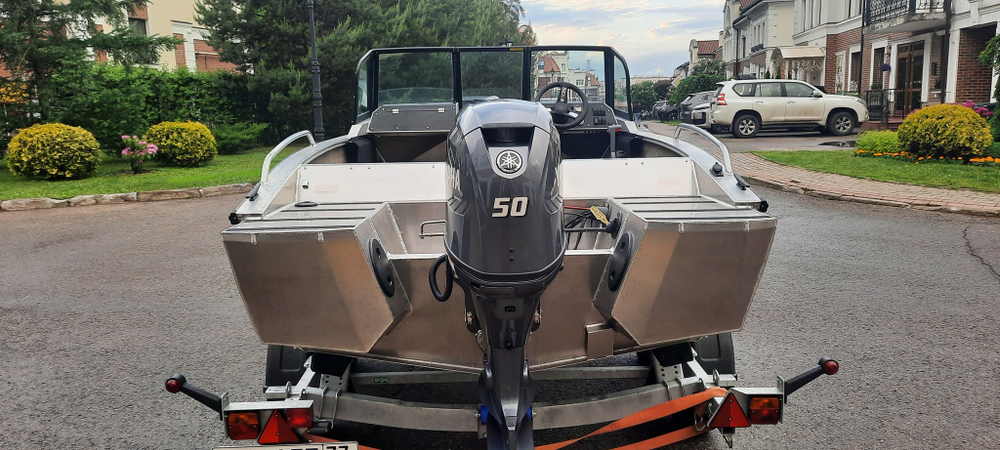Готовый комплект: лодка Гиргис 440 ФИШ + мотор Yamaha F50LETL. Новый.