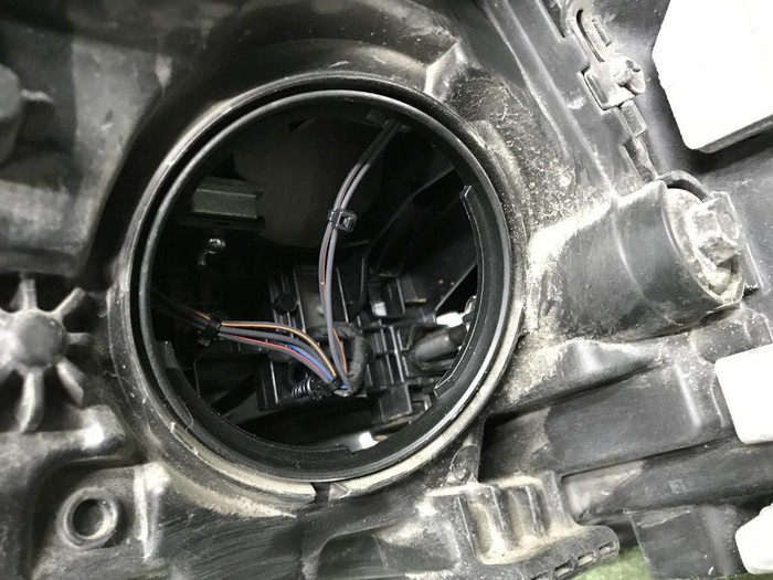 Битая Фара правая Kia K5 (2019-2023) LED
