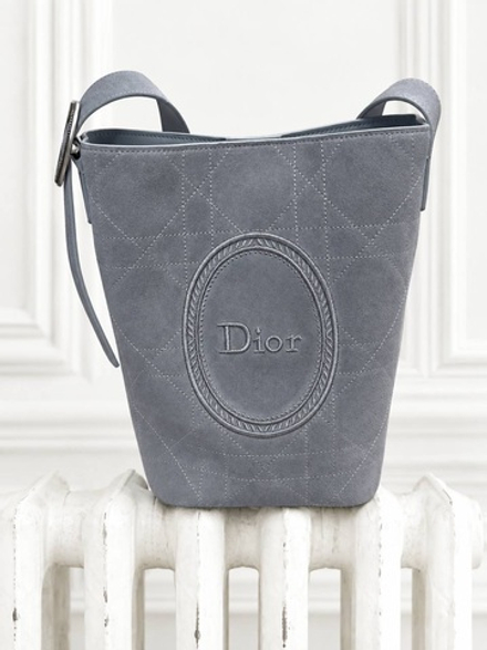 Сумка Christian Dior Medallion Bucket