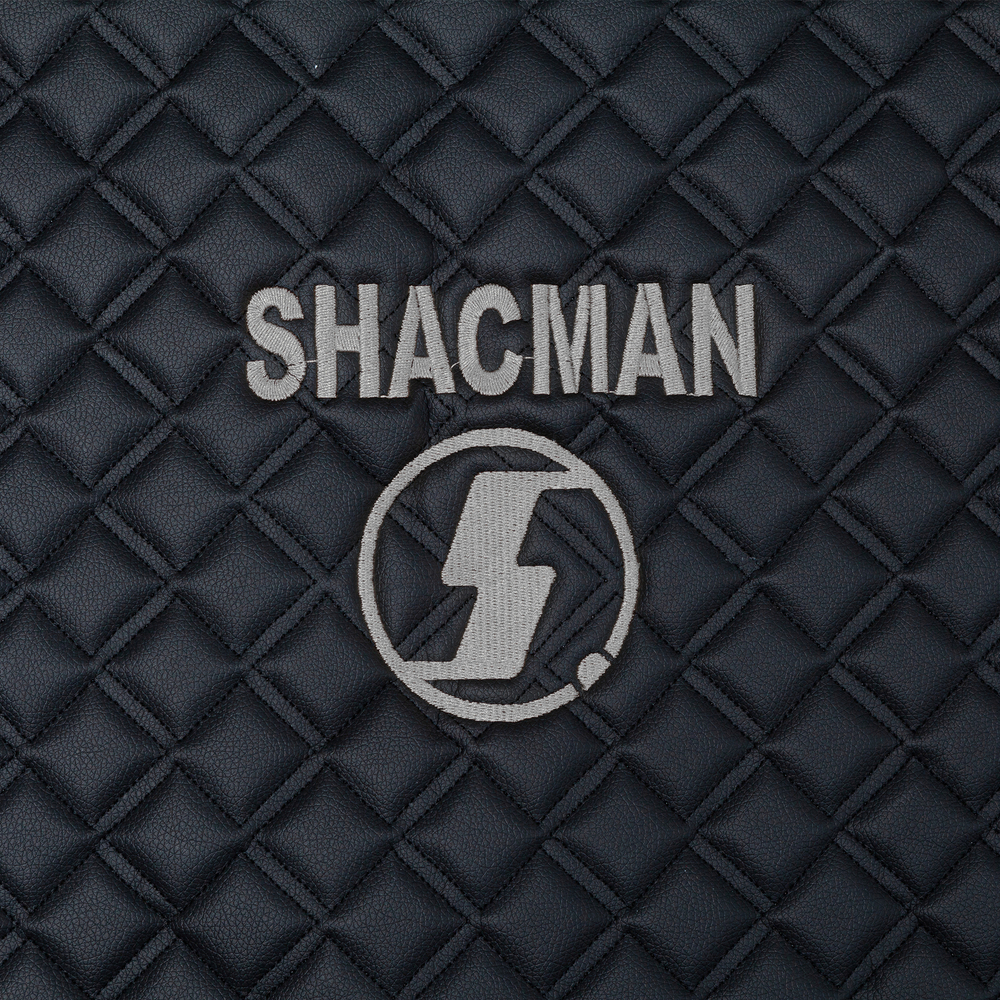 Ковры Shacman X-3000 рестайлинг (экокожа, черный, серый кант, серая вышивка)