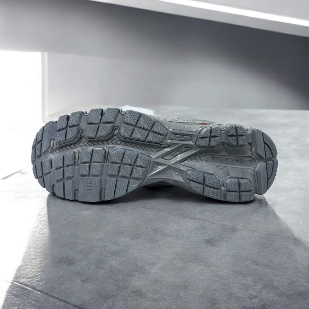 Asics Gel-Kayano Trainer 21 • Smoke Gray