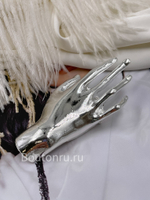 Брошь серебристая Скиап. "Рука" скидка