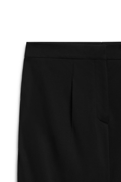 Massimo Dutti Свободные брюки приталенного кроя - Limited Edition, черный