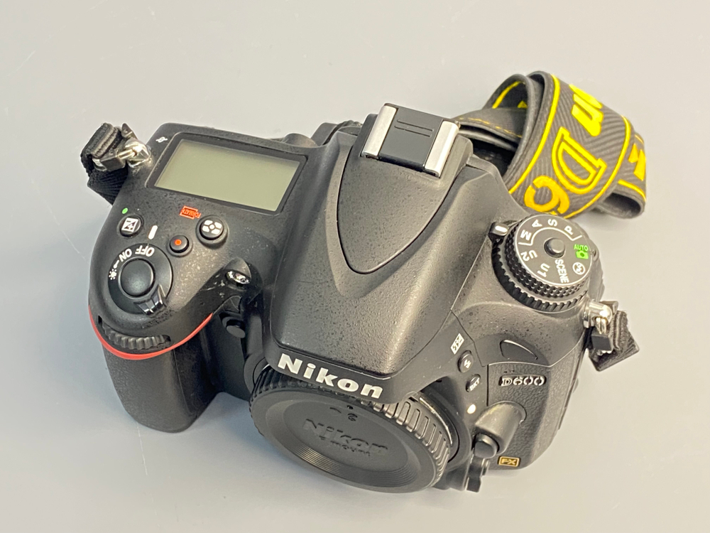 Nikon D600 6600 кадров