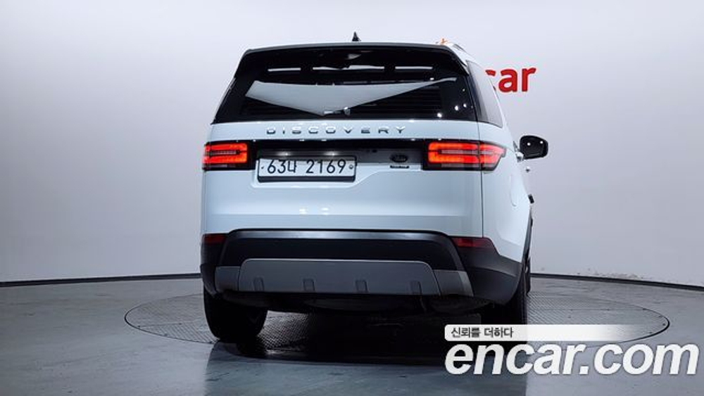 Land Rover Discovery 3.0 TD6 HSE Luxury — 2018