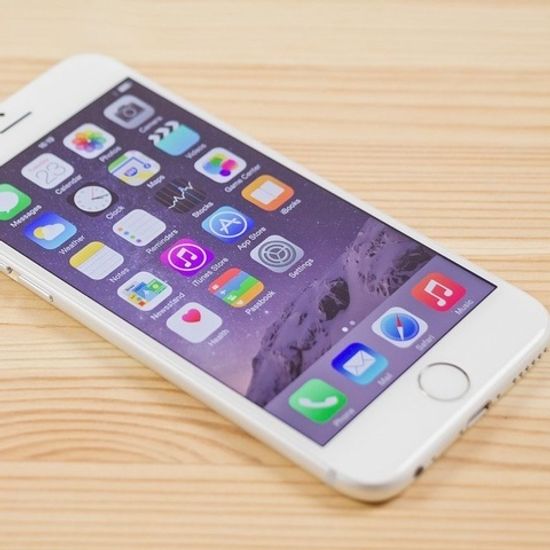 Apple iPhone 6S Plus 32GB Silver (Серебристый) MN2W2EU