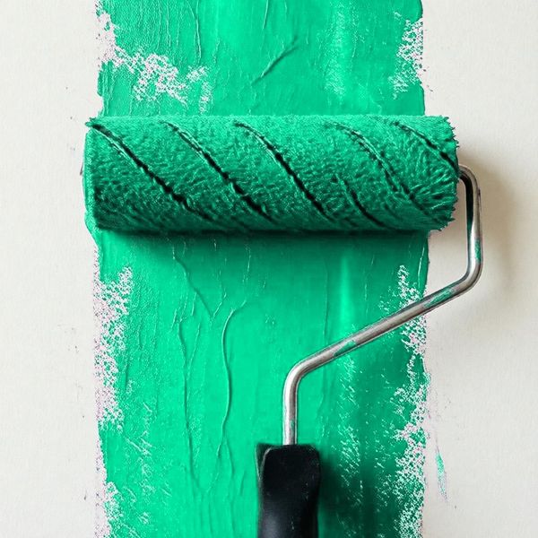 Композитные панели 3 и 4 мм в корпоративном цвете Хеликс (Pantone 3395 C) для объектов в России Композитные панели 3 и 4 мм в корпоративном цвете Хеликс (Pantone 3395 C) для объектов в России