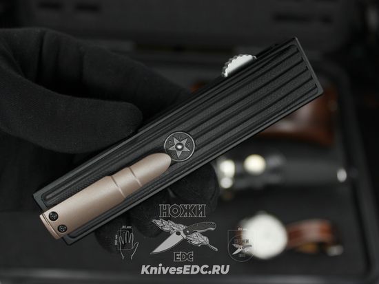 Складной нож автоматический Steelclaw ТТ-2 c клинком из стали D2, рукоять G10