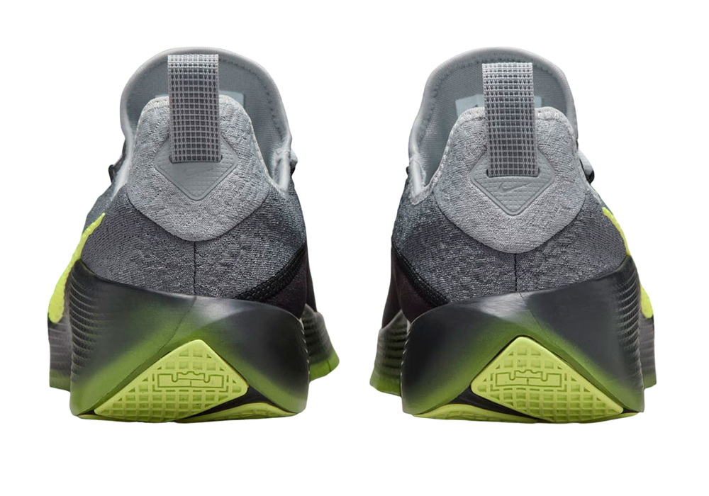 Где купить LeBron TR1 Dunkman