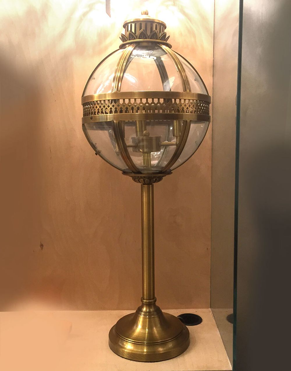 Настольная лампа Residential 3 brass