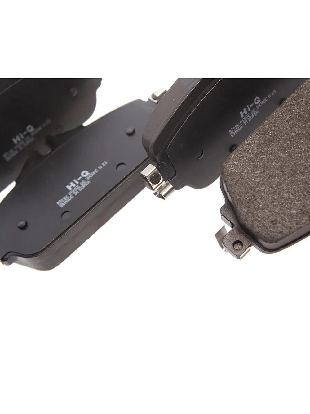 Колодки тормозные MERCEDES C (W205) передние (4шт) SANGSIN